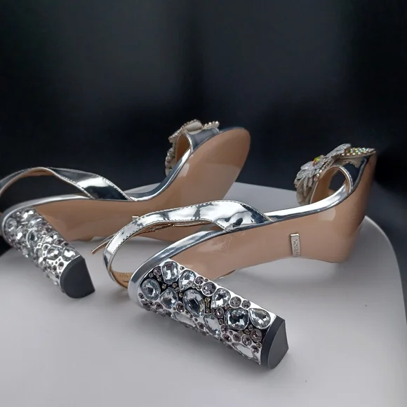 S🙁RRY No Longer Available* Please check out my other size 10 shoes😀 available. - Picture 7 of 9